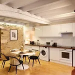 La Tourelle & L\'Honore - 2 Appartements Dans Le Centre Historique De Rennes